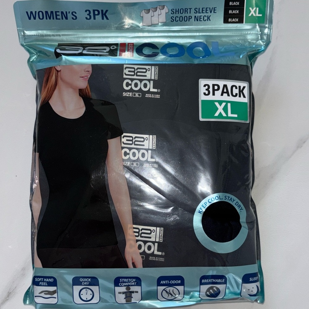 🌴32 Degrees Weatherproof Women's Short Sleeve Scoop Neck 3 Pack Size XL